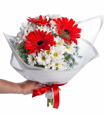 Beyaz Papatya ve Krmz Gerbera iek Buketi