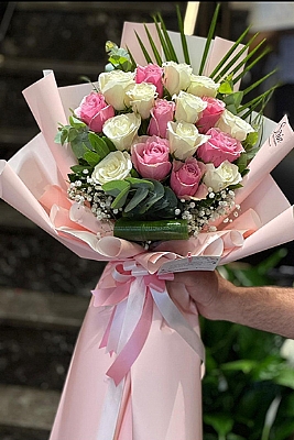 Pembe Ve Beyaz Gller